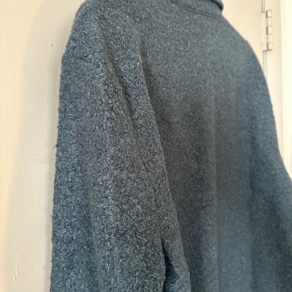 Hem & Thread Jacket - Picture 4 of 4